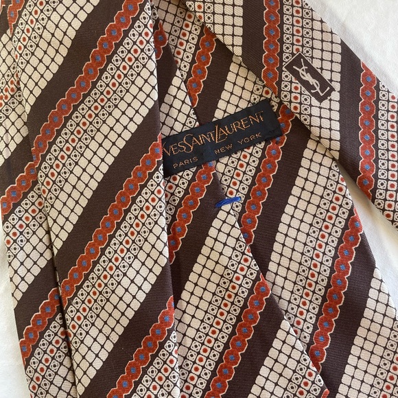 Vintage YSL Yves Saint Laurent Brown/Tan Patterned Silk Tie - Picture 4 of 11